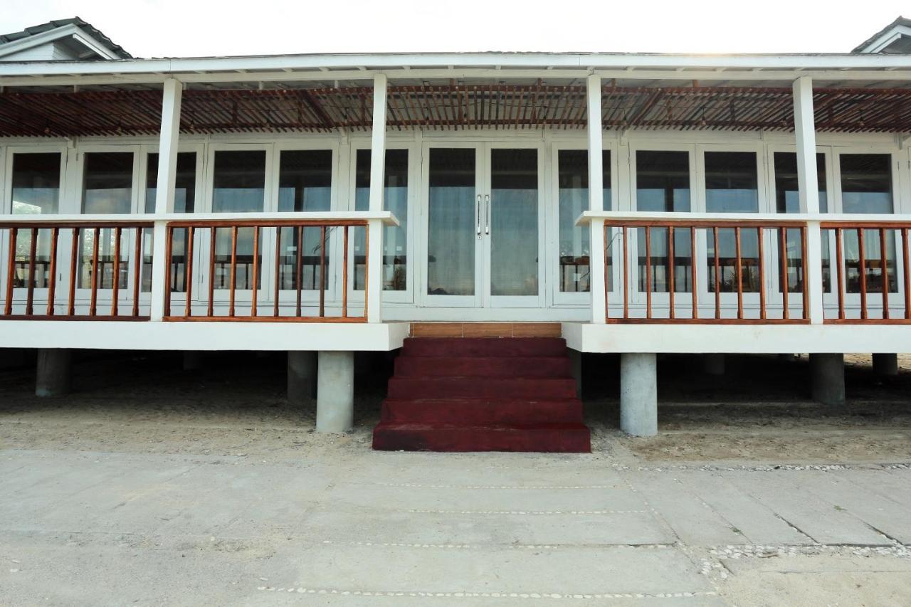 Azana Essence Villa Tabitha Lombok Bumbang Exterior foto
