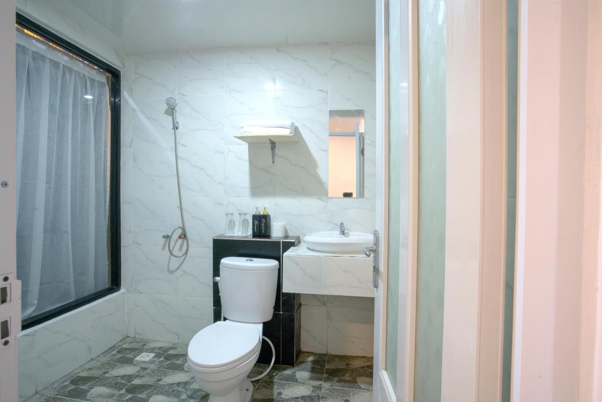 Azana Essence Villa Tabitha Lombok Bumbang Exterior foto